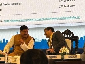 MP Birla Group will invest Rs 3,500 crore in Madhya Pradesh, will set up a new cement plant in Ujjain एमपी बिड़ला समूह मध्य प्रदेश में करेगा 3,500 करोड़ रुपये का निवेश, उज्जैन में लगाएगा नया सीमेंट प्लांट