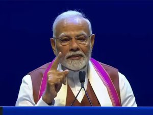 Gave 10 lakh government jobs to youth in one and a half years: Modi डेढ़ साल में युवाओं को 10 लाख सरकारी नौकरियां दीं : मोदी