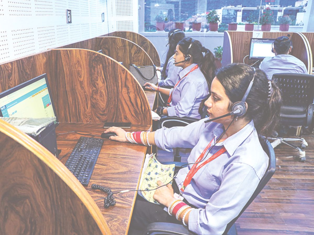 Half of Indian employees work more than required, increasing share of youth in suicides due to occupational stress जरूरत से ज्यादा काम करते हैं आधे भारतीय कर्मचारी, पेशेगत तनाव से आत्महत्याओं में युवाओं की बढ़ती हिस्सेदारी
