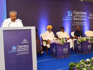 Increase share in classified pool of taxes, Pinarayi Vijayan said in the conference of five non-BJP ruled states करों के वर्गीकृत पूल में बढ़े हिस्सेदारी, पांच गैर-भाजपा शासित राज्यों के सम्मेलन में बोले पिनाराई विजयन