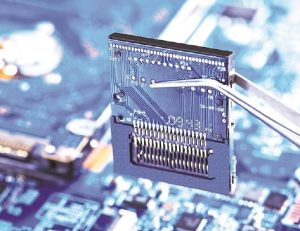 Uttar Pradesh govt approves semiconductor projects worth Rs 32k cr यूपी बनेगा सेमीकंडक्टर निर्माण का हब! 32,000 करोड़ के दो प्रोजेक्ट्स को मिली मंजूरी, 15 हजार नौकरियों की उम्मीद