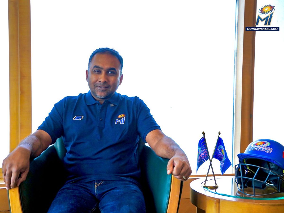 Mahela Jayawardene again becomes the head coach of Mumbai Indians, replacing Mark Boucher महेला जयवर्धने फिर बने मुंबई इंडियंस के मुख्य कोच, मार्क बाउचर की लेंगे जगह