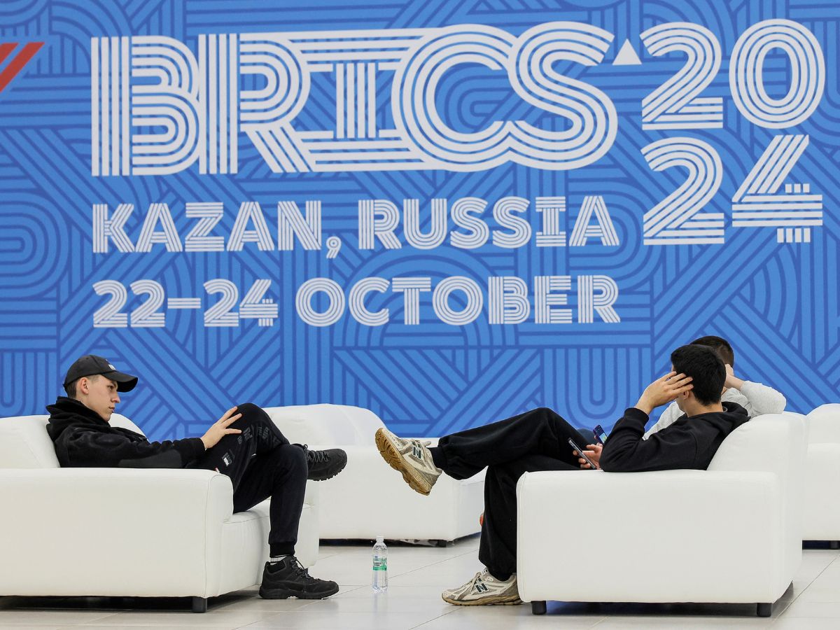 China dodges questions about PM Modi-Xi Jinping meeting during BRICS summit in Russia चीन ने रूस में ब्रिक्स शिखर सम्मेलन के दौरान PM मोदी-शी जिनपिंग की मुलाकात के बारे में पूछे गए सवालों को टाला