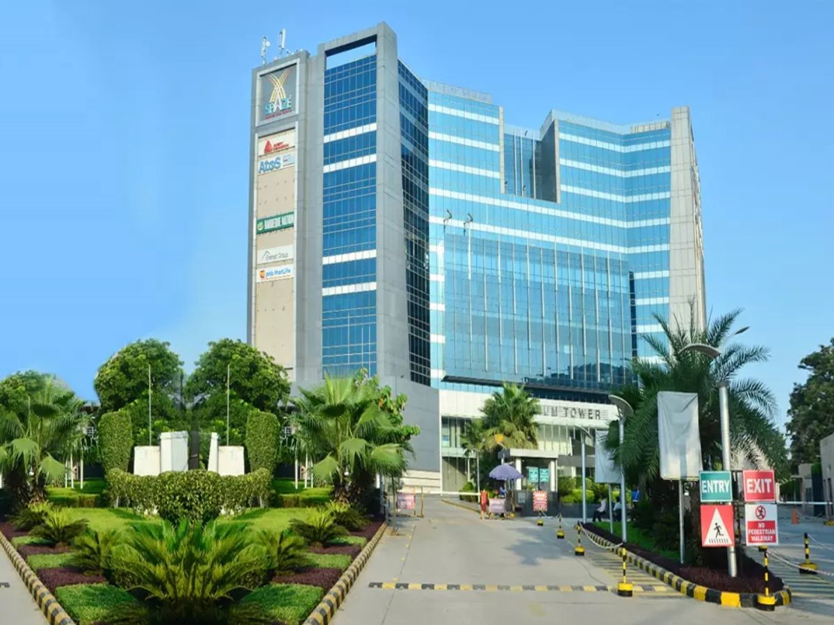 NCLT orders to start insolvency process against Space Towers, company could not give possession within 42 months time limit NCLT का स्पेज टावर्स के खिलाफ दिवाला प्रक्रिया शुरू करने का आदेश, 42 महीने की समयसीमा के भीतर कब्जा नहीं दे पाई कंपनी