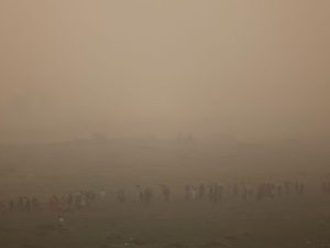 Pakistan's Punjab turns into gas chamber: AQI in Multan dips to 2,500 गैस चैंबर बना मुल्तान, AQI गिरकर रिकॉर्ड 2,500 तक पहुंचा; भारत पर फोड़ा ठीकरा