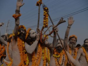 More than 5000 Naga Sanyasis to be added in Akhadas this Mahakumbh. Process begins प्रयागराज महाकुंभ में 5,000 से अधिक नागा सन्यासियों की नई फौज अखाड़ों में शामिल होगी, परंपरा का हुआ भव्य शुआरंभ