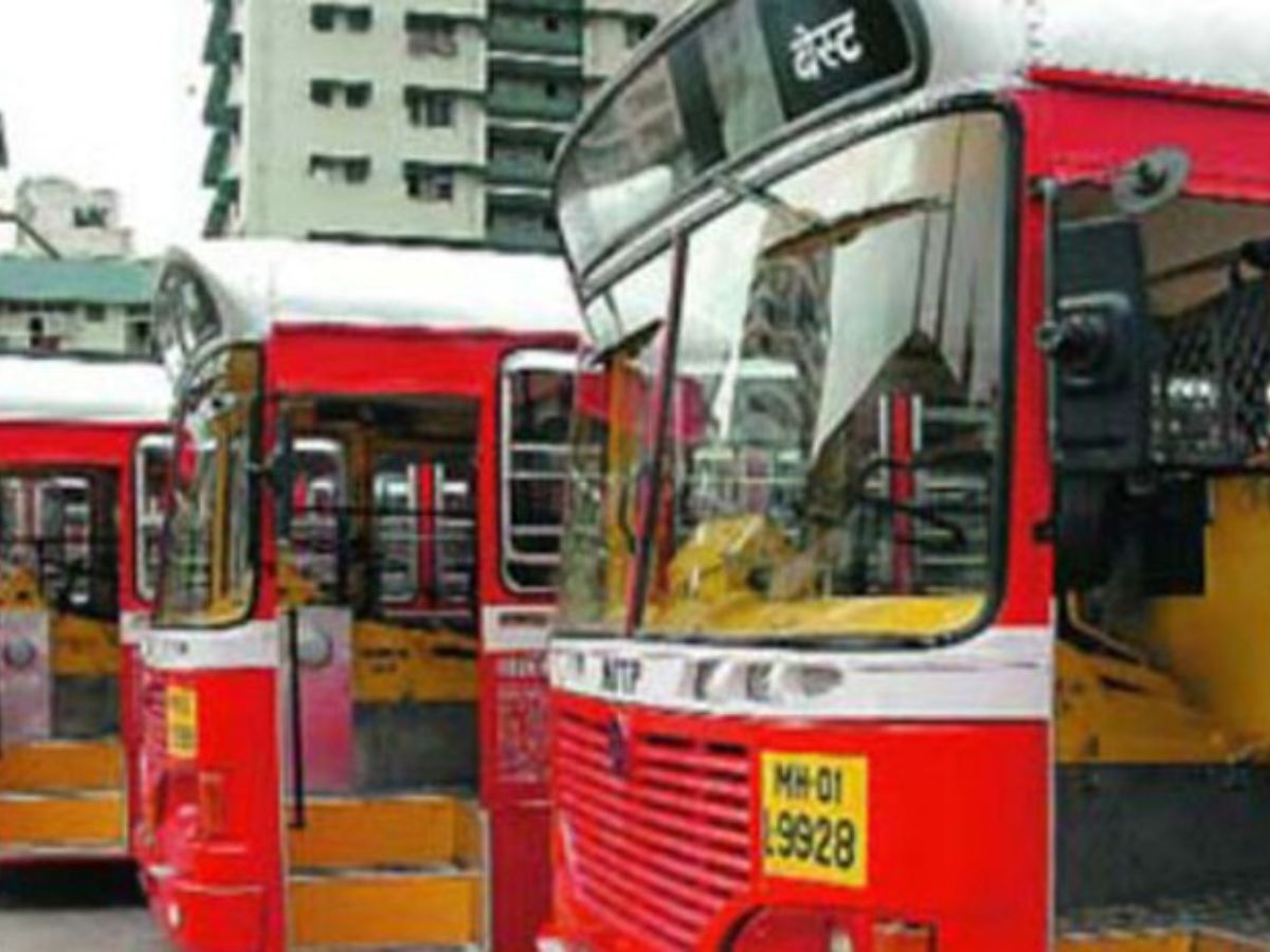 Maharashtra: Transport Corporation will buy 25 thousand new buses in the next five years, ST policy will be prepared to increase income परिवहन निगम अगले पांच साल में खरीदेगा 25 हजार नई बसें, आय बढ़ाने वाली तैयार की जाएगी एसटी नीति
