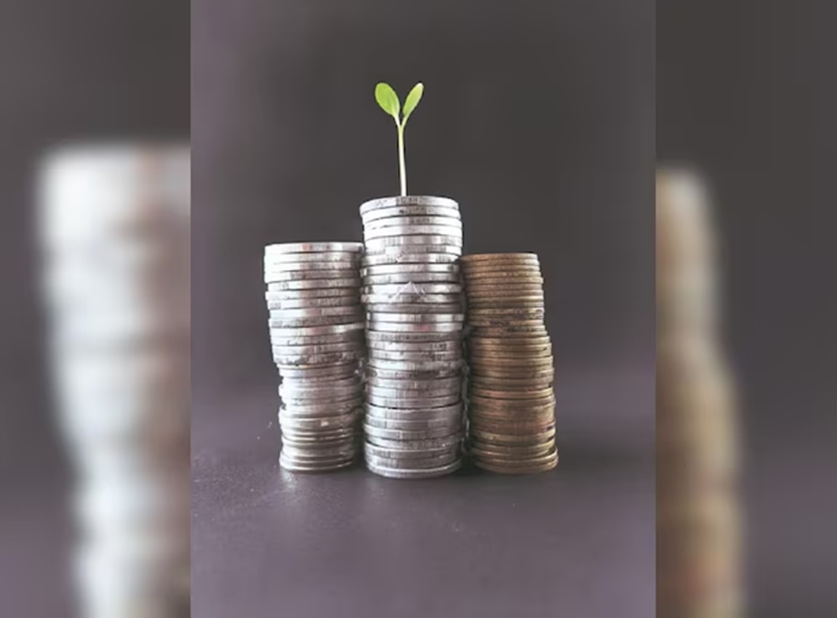 Lloyds Enterprises Rights Issue