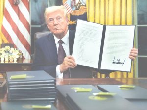 Trump's 'America First Trade Policy' increases global trade, eye on India ट्रंप की 'अमेरिका फर्स्ट ट्रेड पॉलिसी' से बढ़ी वैश्विक व्यापार में हलचल, भारत पर नजर