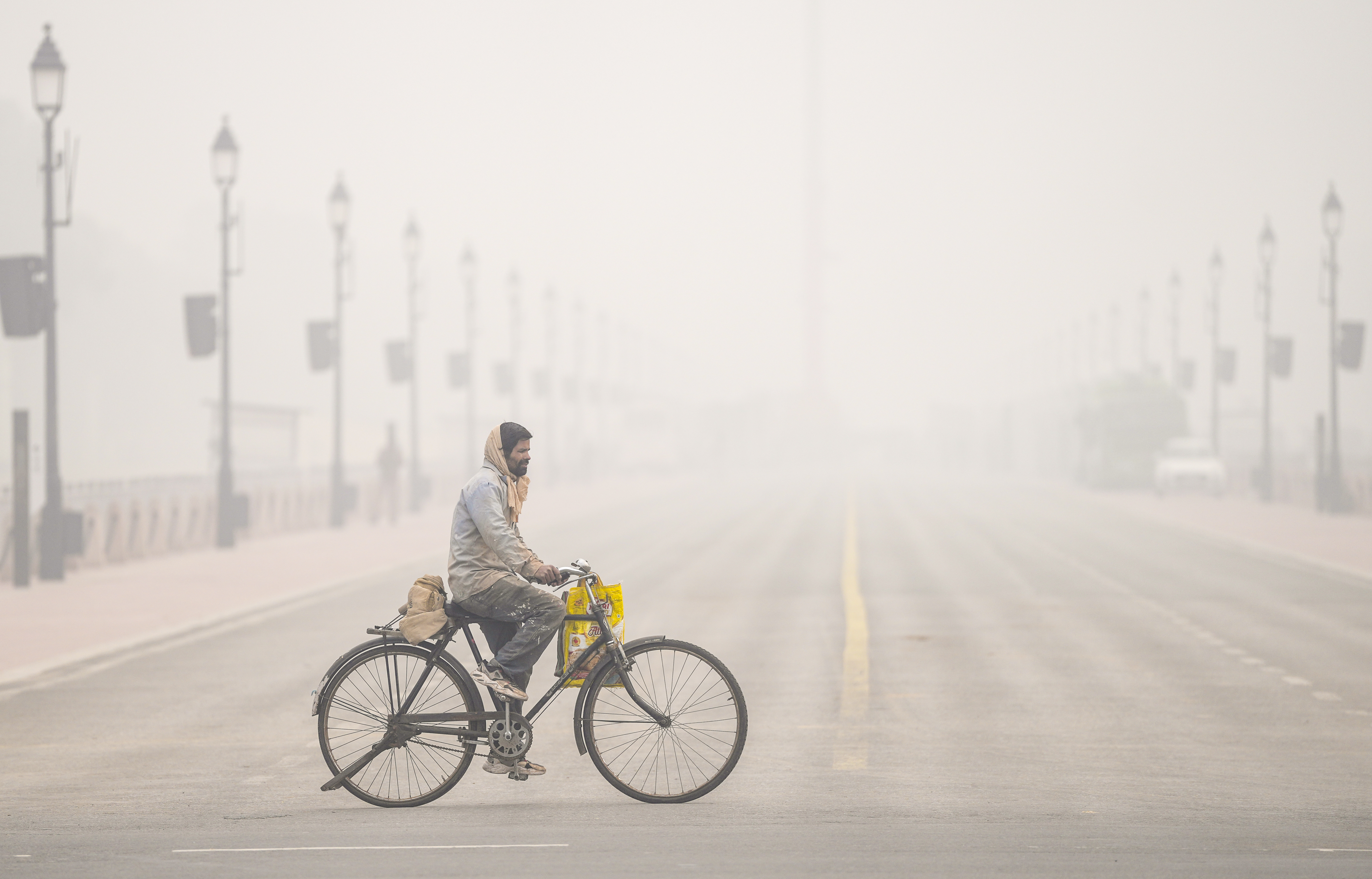 Weather: Fog in Delhi