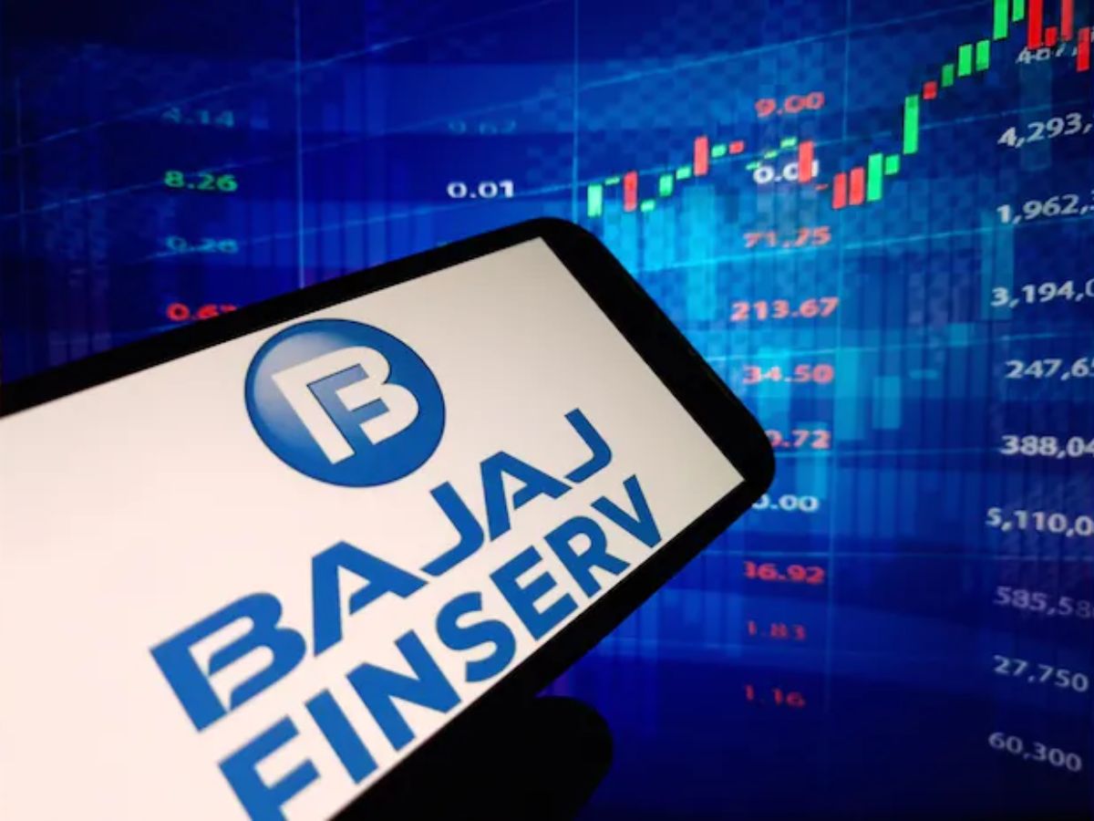 Bajaj Finserv to buy Allianz's 26% stake in insurance JVs for Rs 24,180 cr Bajaj Finserv का बड़ा सौदा, ₹24,180 करोड़ में खरीदेगा Allianz की बीमा कंपनियों में 26% हिस्सेदारी