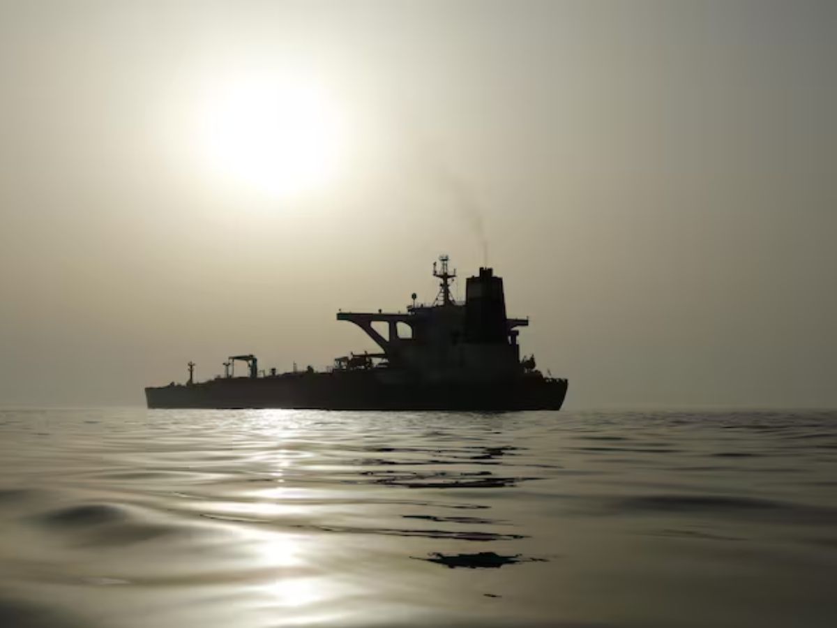 Centre 'bars' oil tanker carrying Russian crude for state-run Indian Oil Corp over documentation lapse