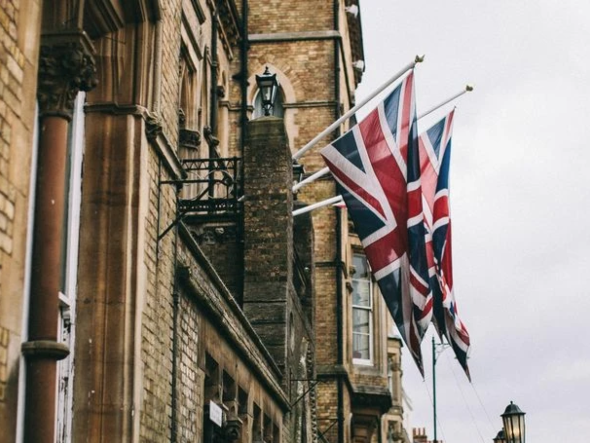 UK Flag