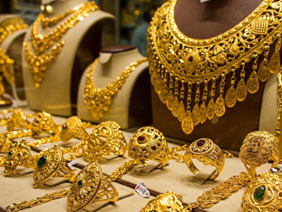 gold jewellery